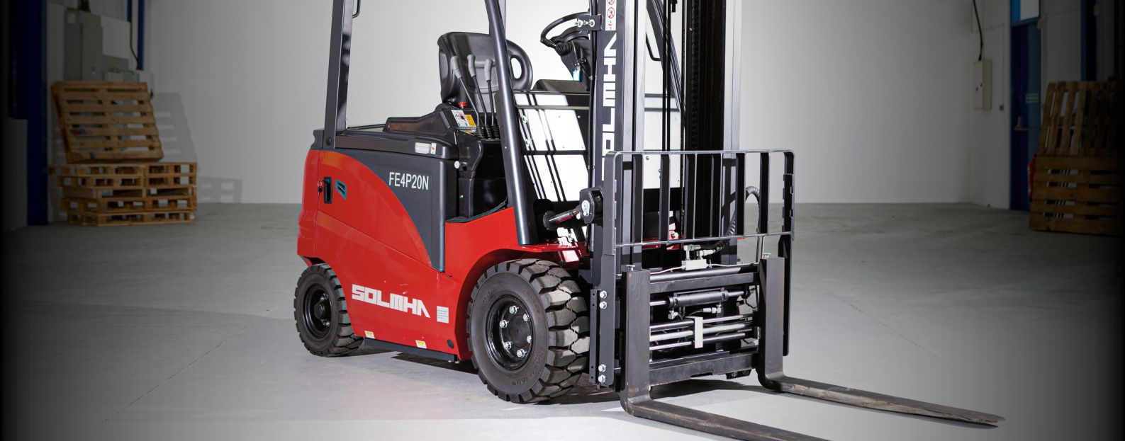 4-Wheel Counterbalance Forklift